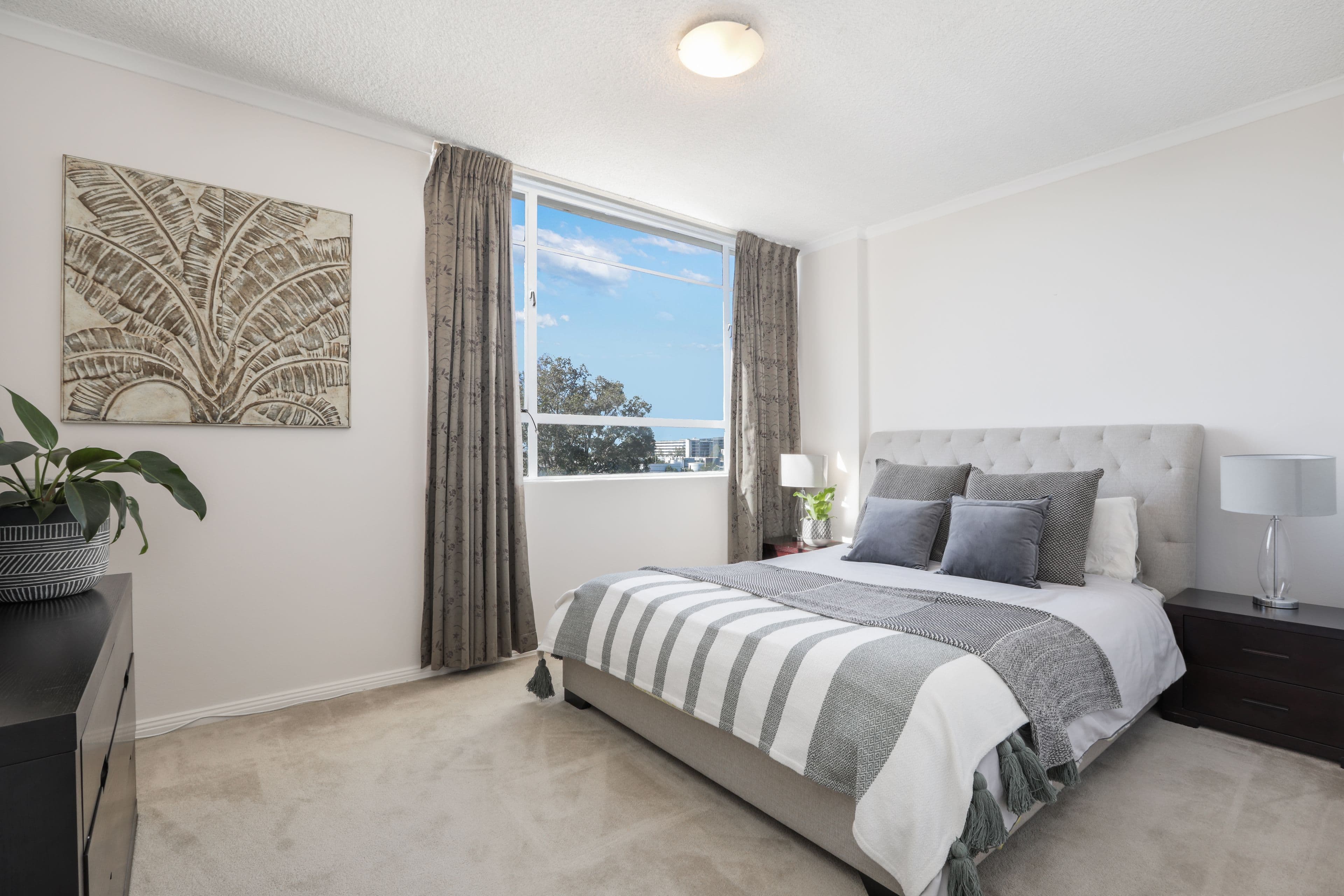 2/13 Tabilban Street, Burleigh Heads QLD 4220, Burleigh Heads - Thumbnail 4