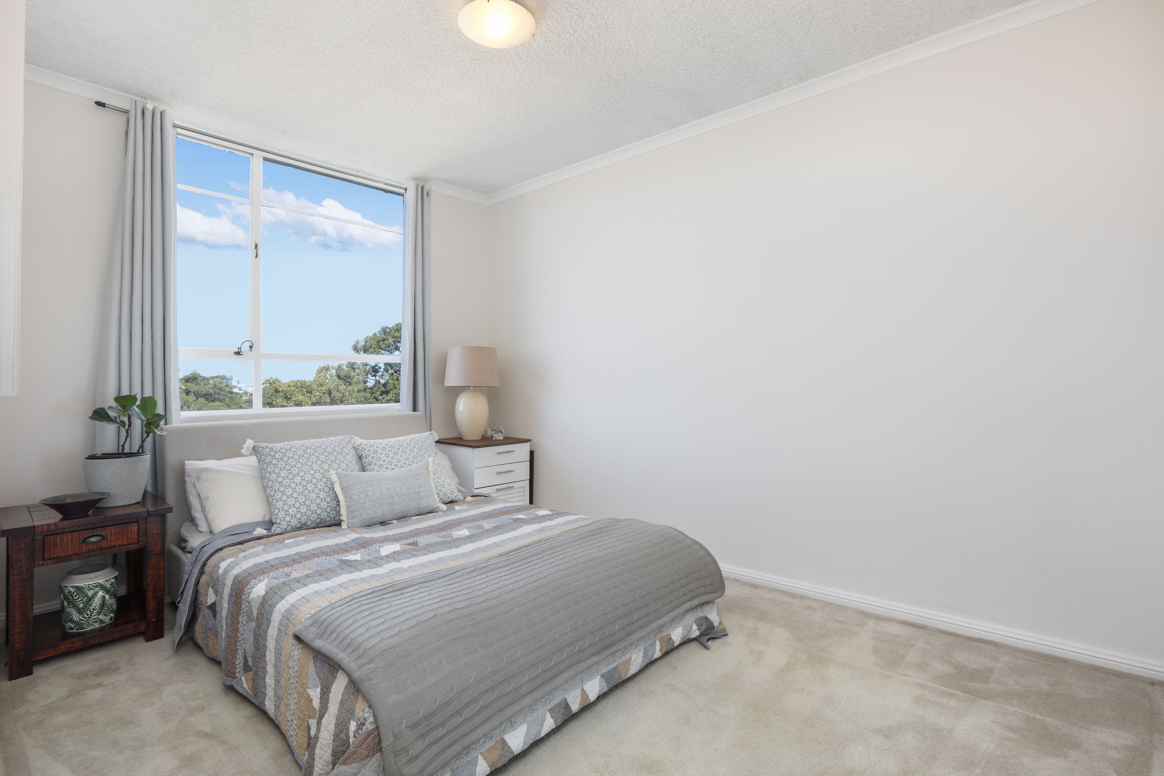2/13 Tabilban Street, Burleigh Heads QLD 4220, Burleigh Heads - Thumbnail 5