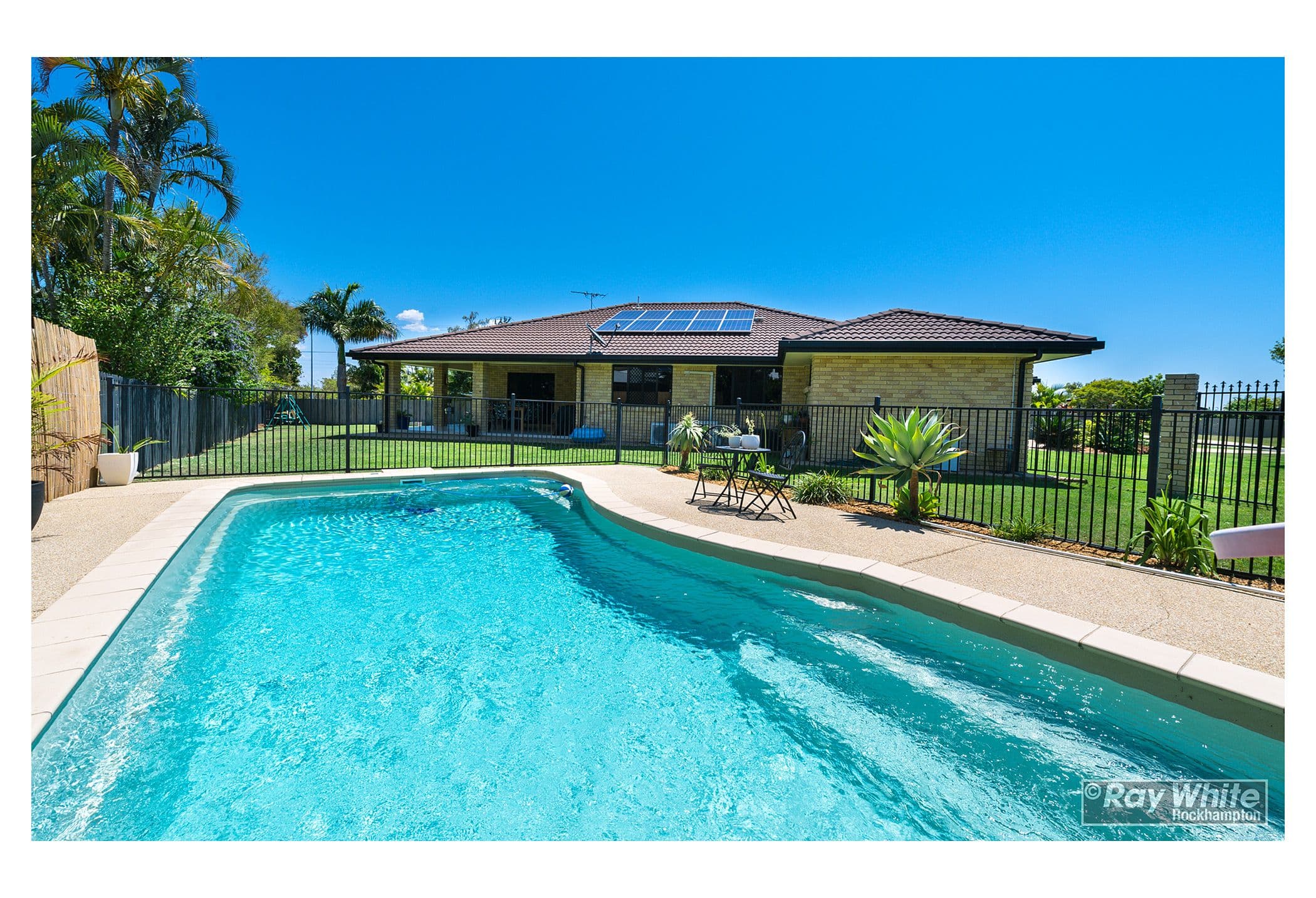 7 Oakland Court, Norman Gardens QLD 4701, Norman Gardens - Thumbnail 2
