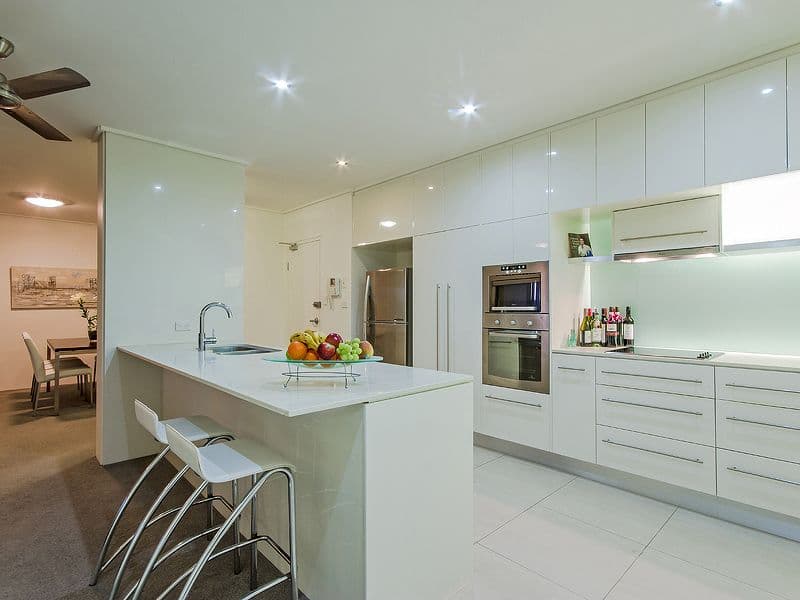 1 Toombul Avenue, MIAMI QLD 4220, Miami - Thumbnail 3