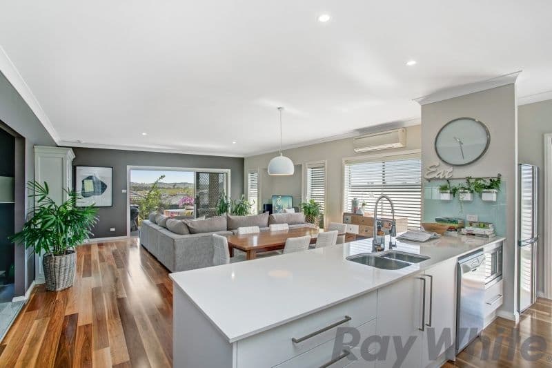 562 Oakhampton Road, Aberglasslyn - Thumbnail 5