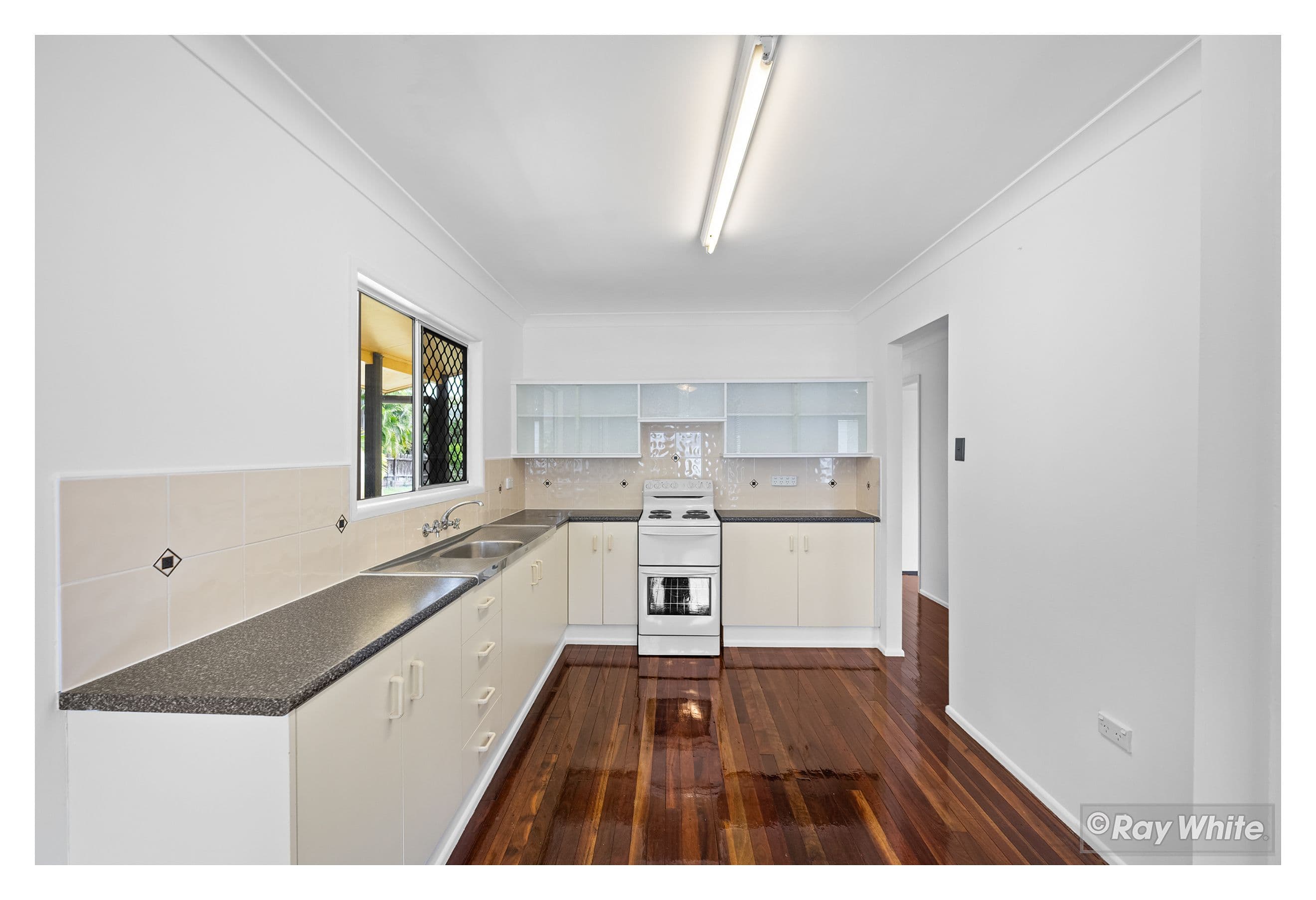 326 Shields Avenue, Frenchville QLD 4701, Frenchville - Thumbnail 5