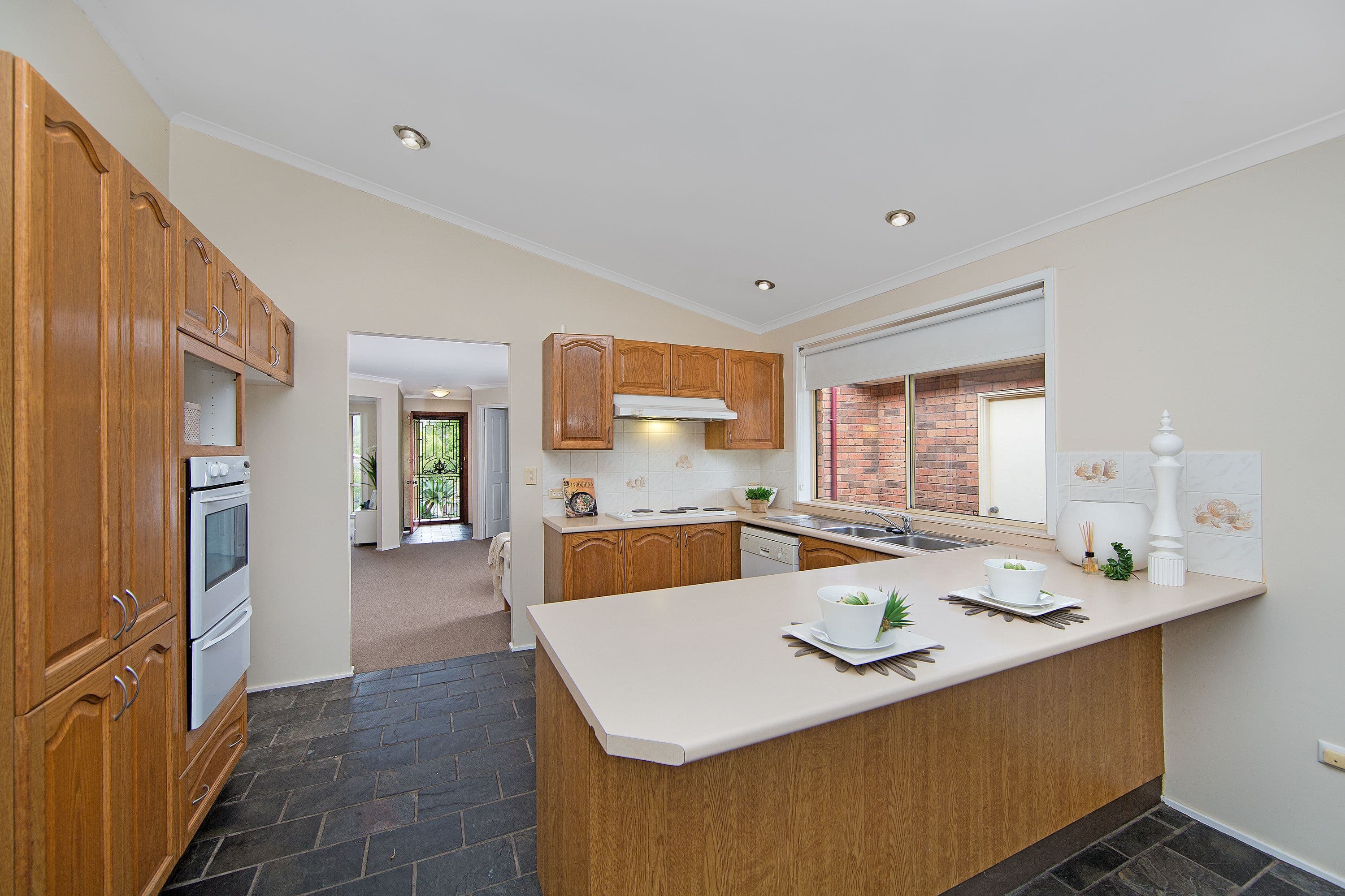 6 Toona Way, Glenning Valley - Thumbnail 2