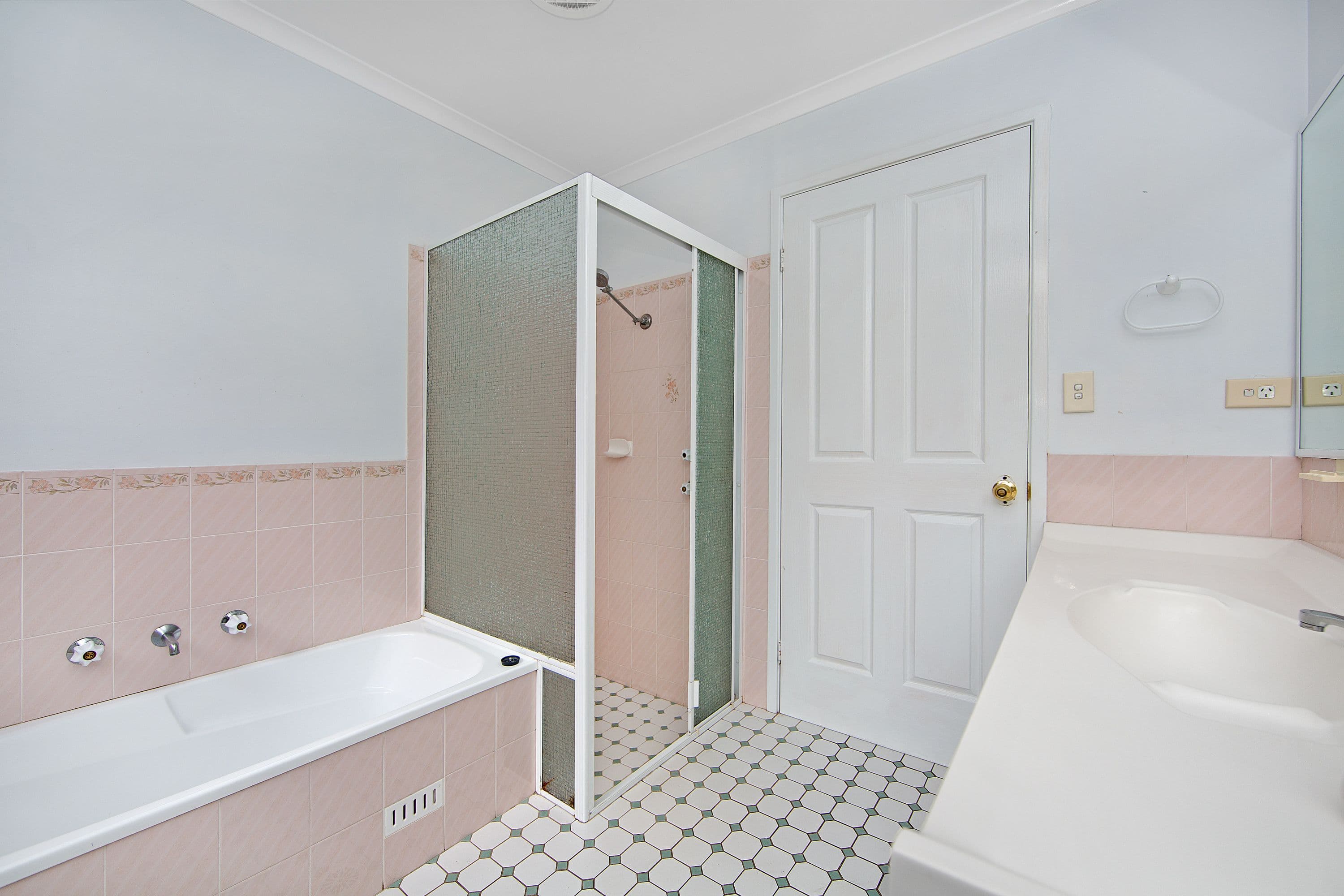 6 Toona Way, Glenning Valley - Thumbnail 6