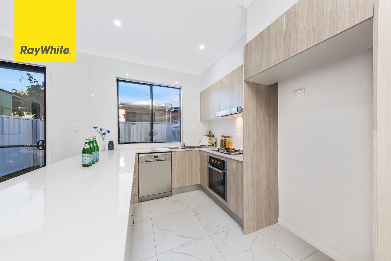 44 George Street, Canley Heights - Thumbnail 5