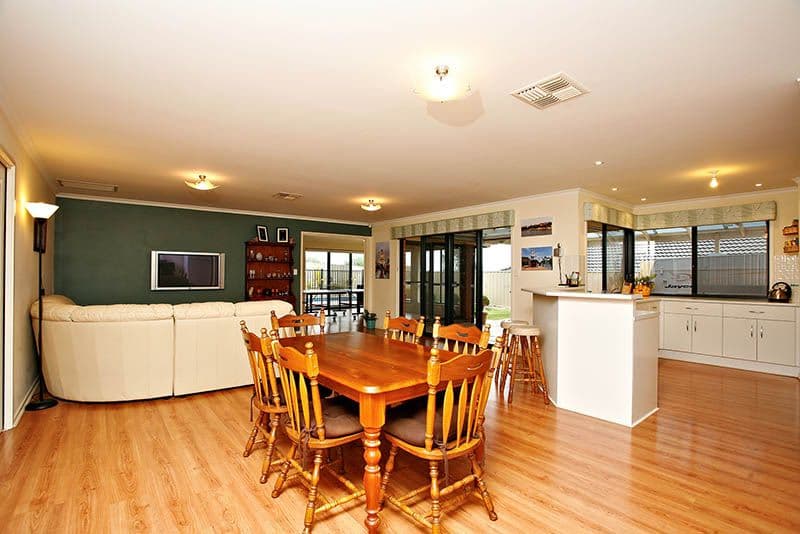 18 Torquay Drive, SEAFORD RISE SA 5169, Seaford Rise - Image 1