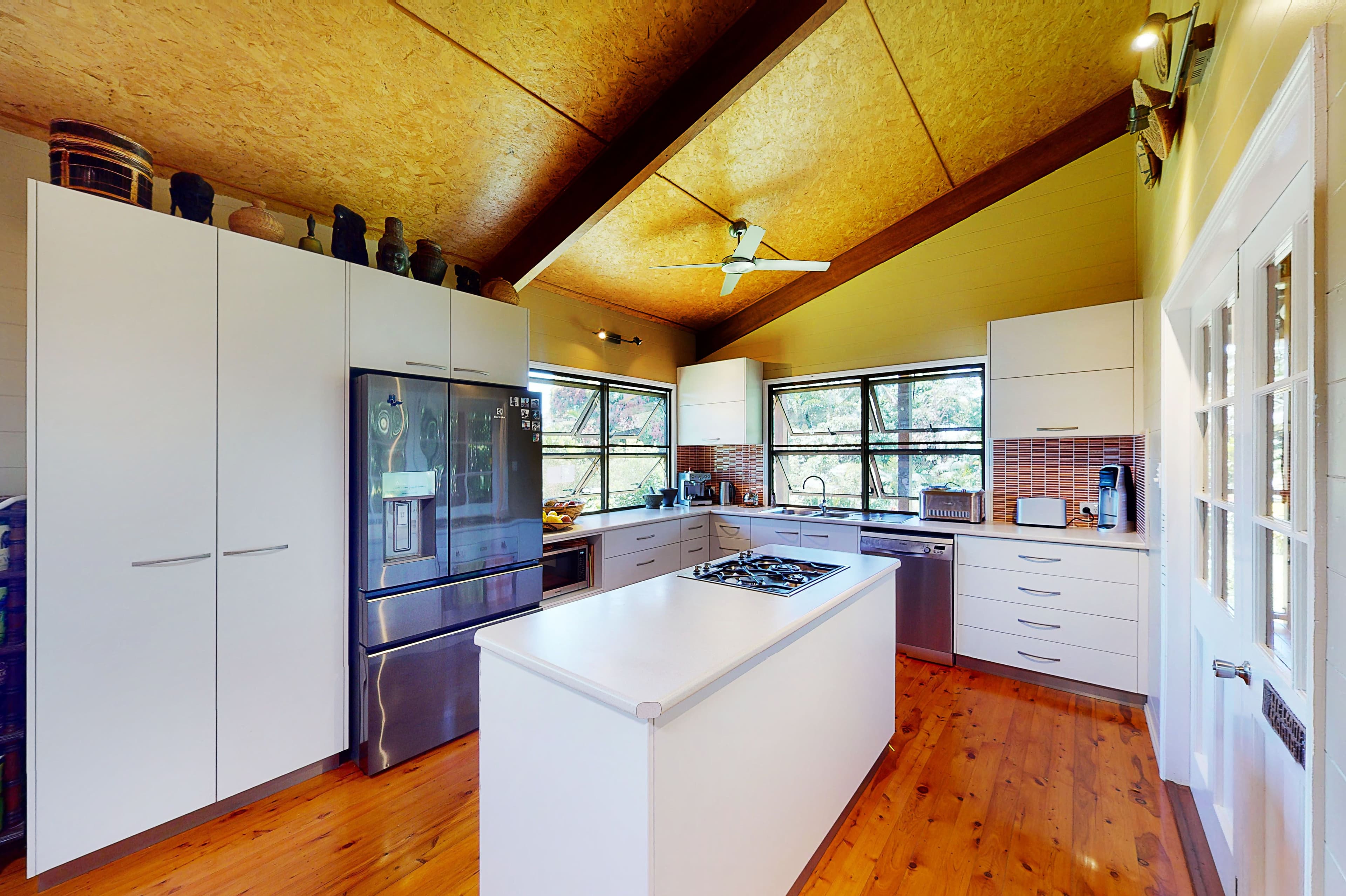 9 Webb Court, Bingil Bay QLD 4852, Bingil Bay - Thumbnail 2