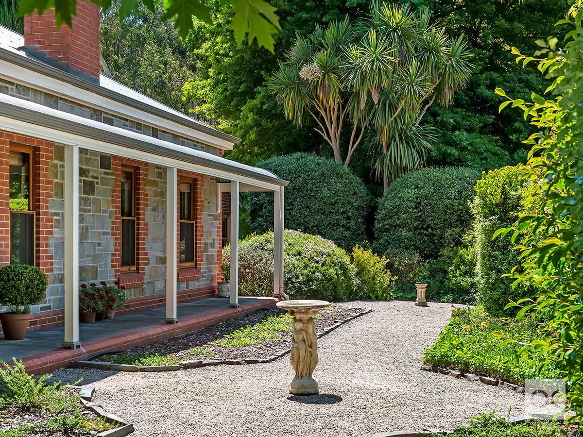 1 Oakwood Court, Heathfield - Image 1