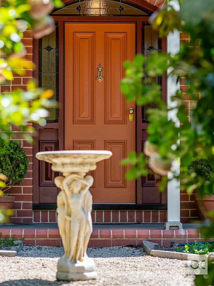 1 Oakwood Court, Heathfield - Thumbnail 2
