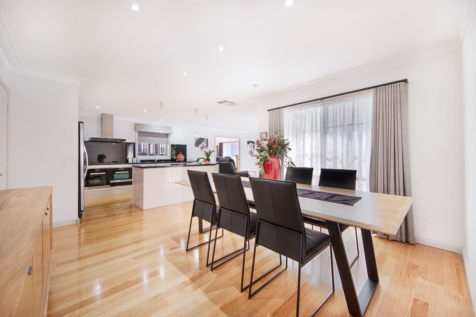 42 Strathconnan Place, Wheelers Hill VIC 3150, Wheelers Hill - Thumbnail 5