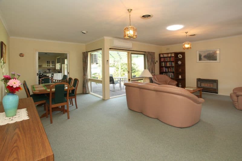 4 Ensay Court, VERMONT SOUTH VIC 3133, Vermont South - Thumbnail 4