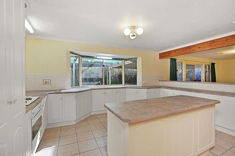 17 Waterford Circuit, SEAFORD RISE SA 5169, Seaford Rise - Thumbnail 2