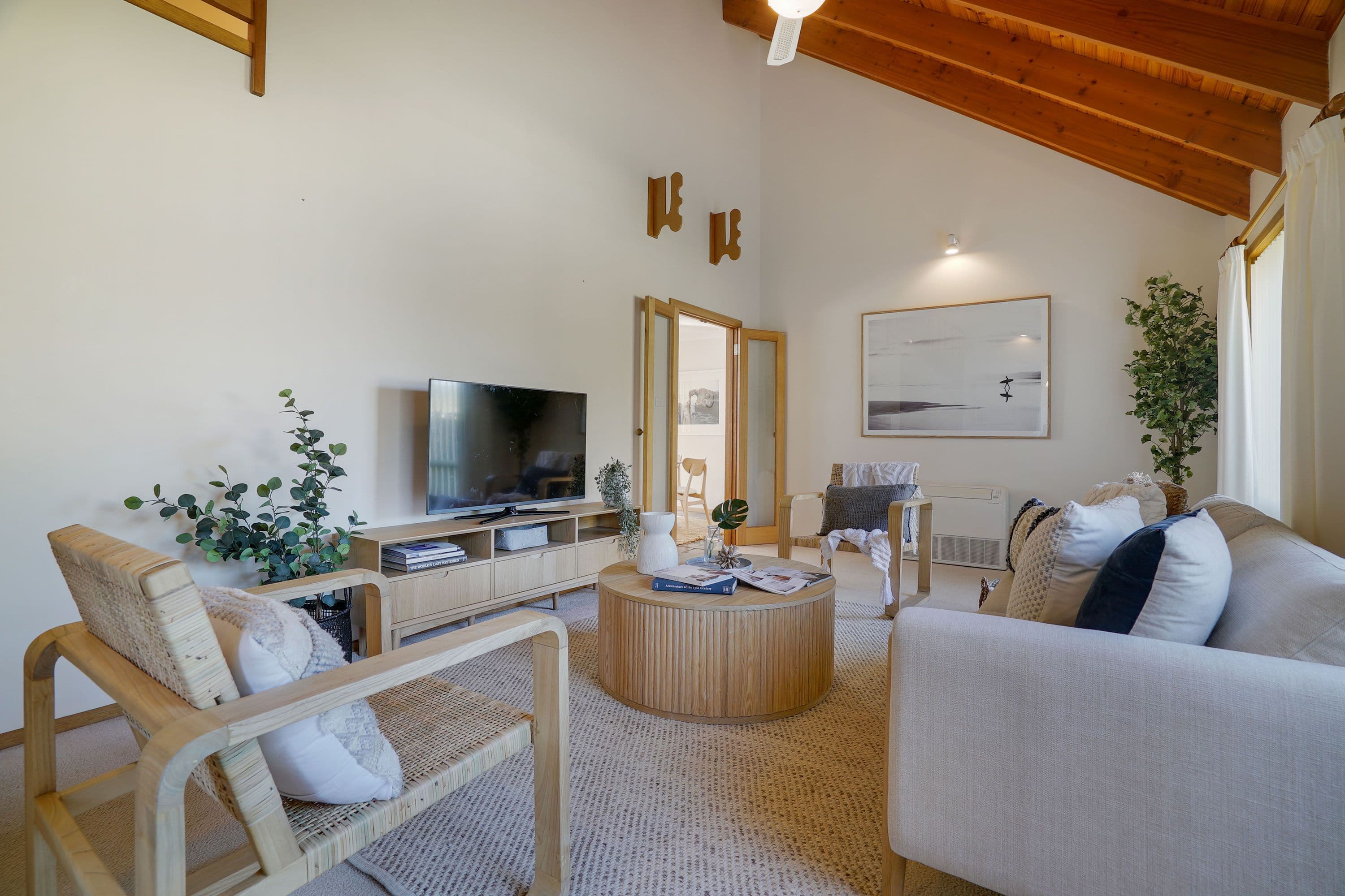 427 Clifton Beach Road, Clifton Beach TAS 7020, Clifton Beach - Thumbnail 2