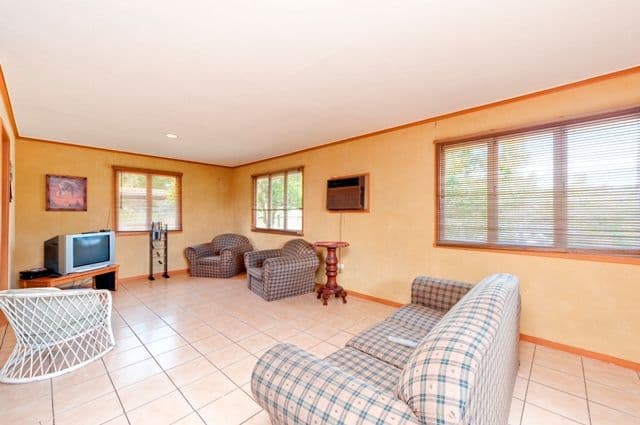 65 AMHERST Street, ACACIA RIDGE QLD 4110, Acacia Ridge - Thumbnail 2
