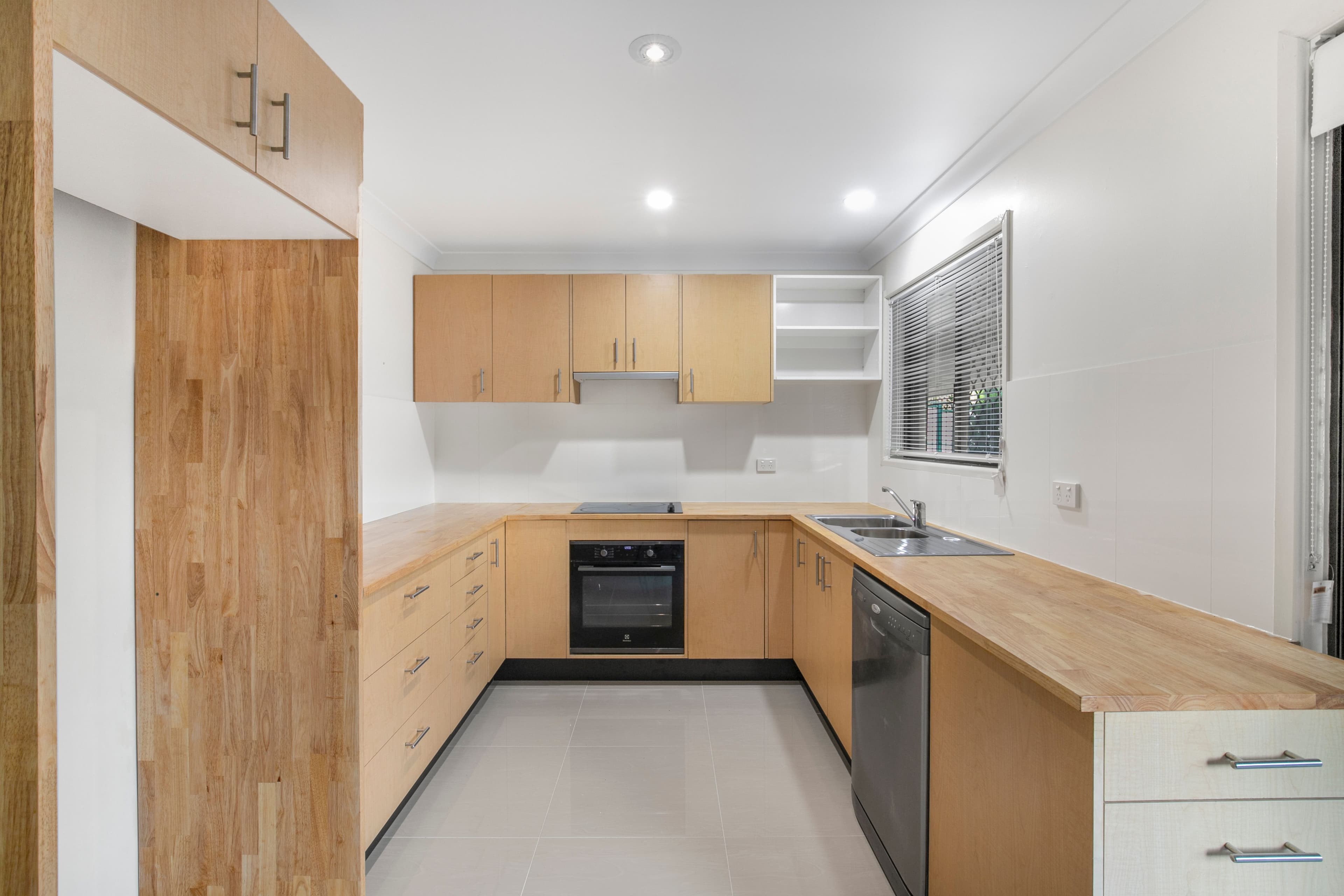 38 Kennedy Drive, Redbank Plains QLD 4301, Redbank Plains - Thumbnail 6