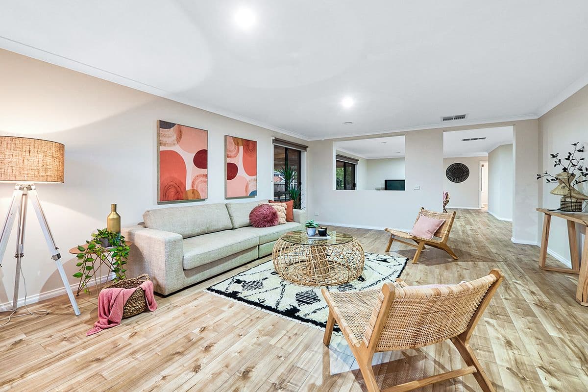 3 Castawellan Street, Lyndhurst VIC 3975, Lyndhurst - Thumbnail 3