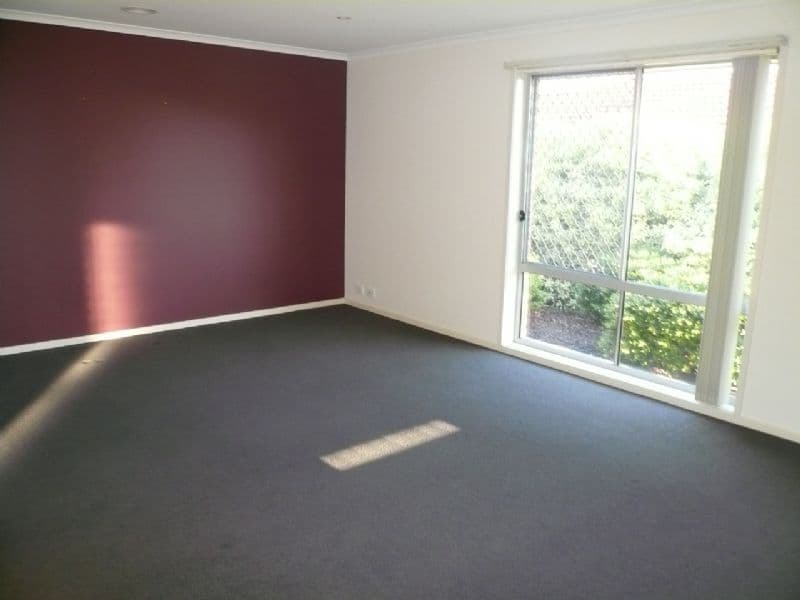 20 McCrae Street, QUEANBEYAN NSW 2620, Queanbeyan West - Thumbnail 5