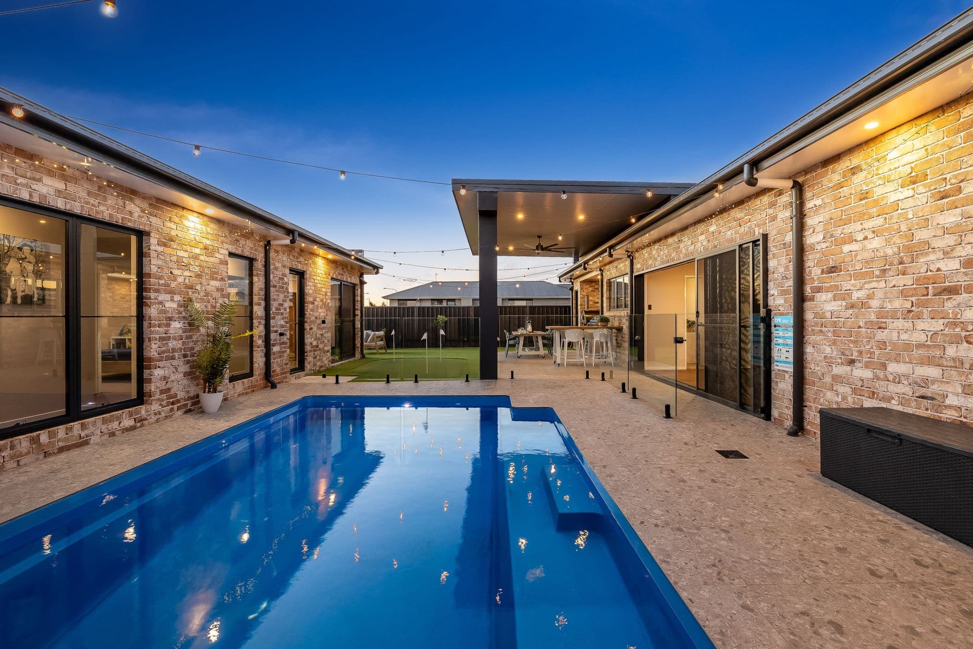 17 Pilgrim Street, Middle Ridge QLD 4350, Middle Ridge - Thumbnail 2