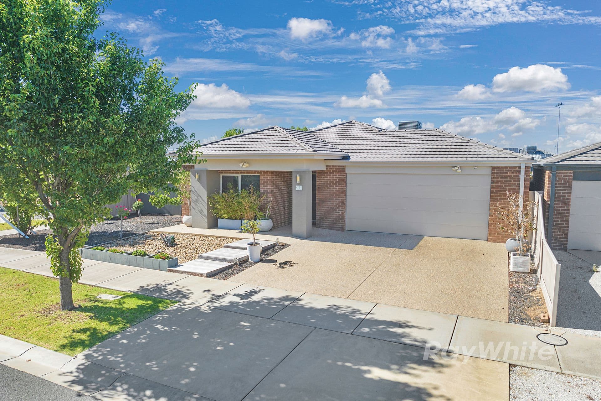 11 Eakin Street, Echuca VIC 3564, Echuca - Image 1
