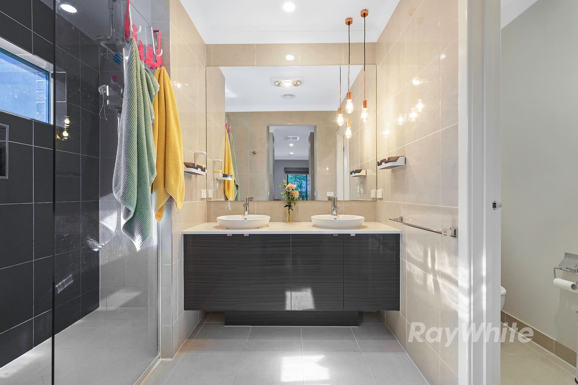 11 Eakin Street, Echuca VIC 3564, Echuca - Thumbnail 5