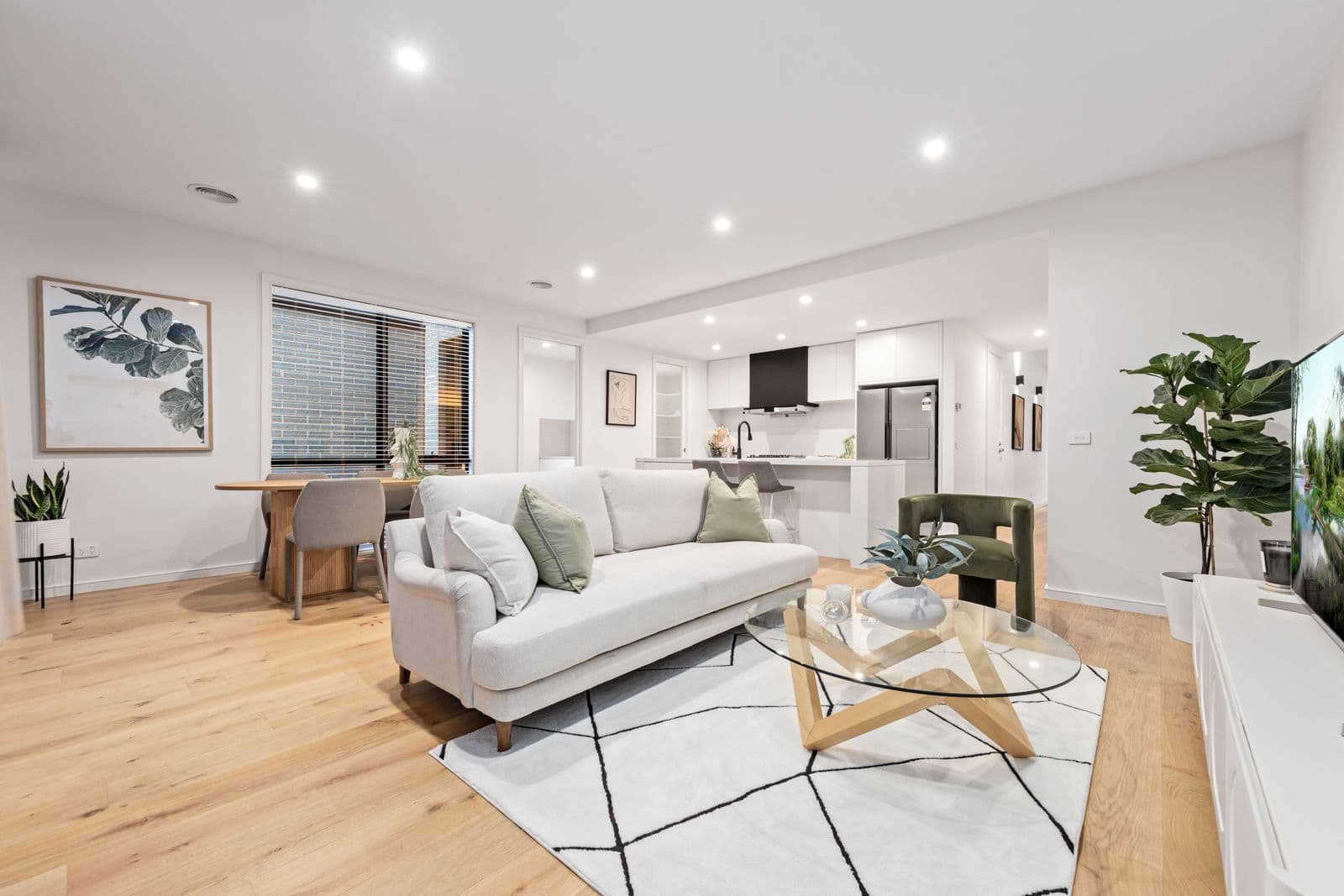 25 Northcote Circuit, Burwood East VIC 3151, Burwood East - Thumbnail 4