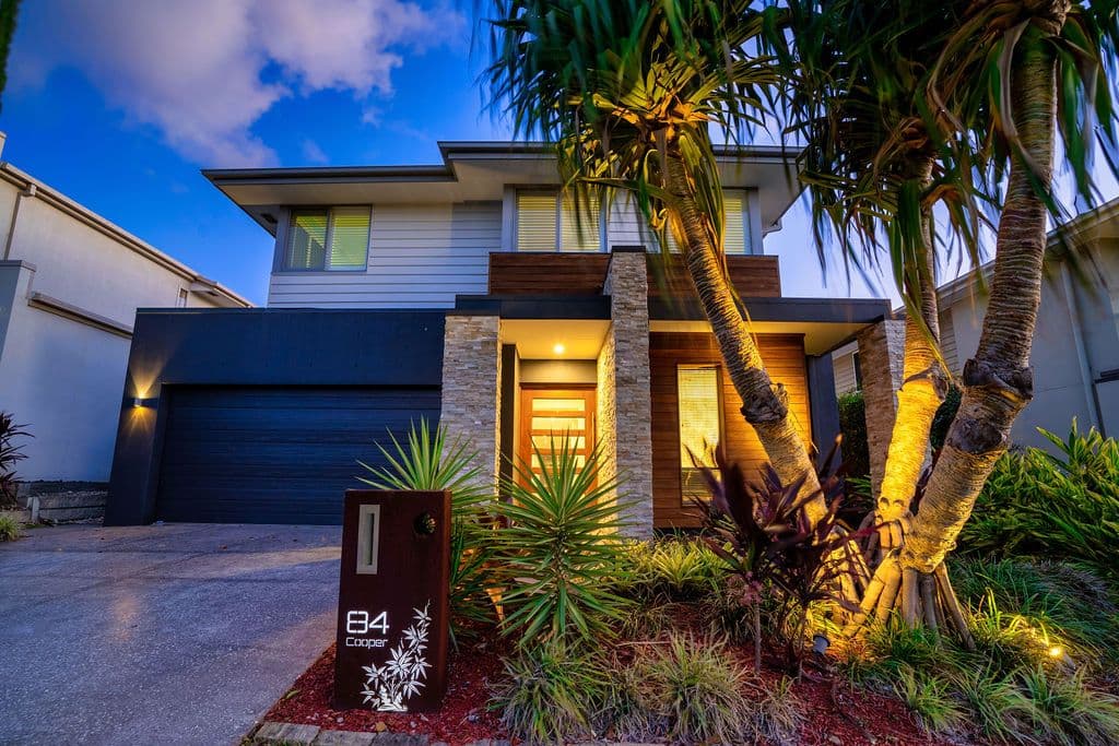 84 Cooper Crescent, Rochedale QLD 4123, Rochedale - Thumbnail 2