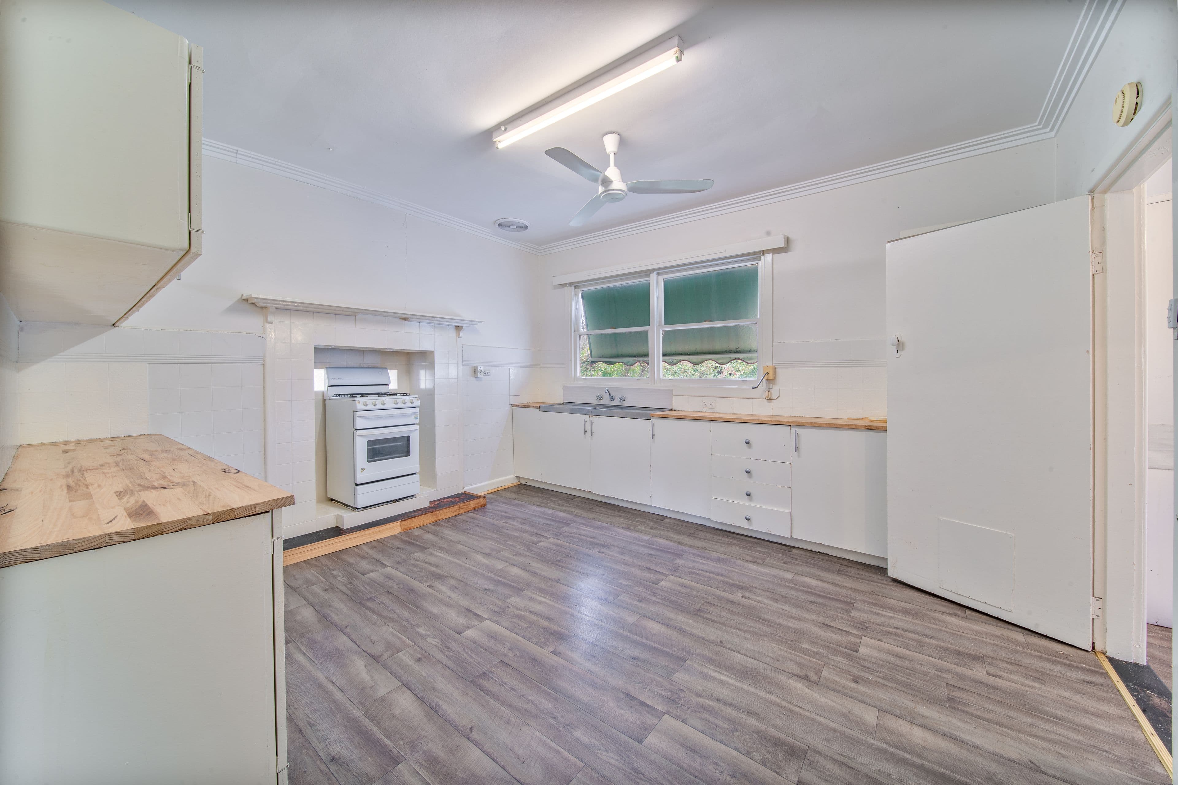 23 Mahon Avenue, Kennington VIC 3550, Kennington - Thumbnail 4