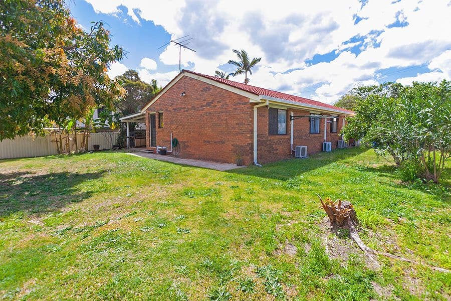 6 Garden Avenue, CAMIRA QLD 4300, Camira - Thumbnail 8