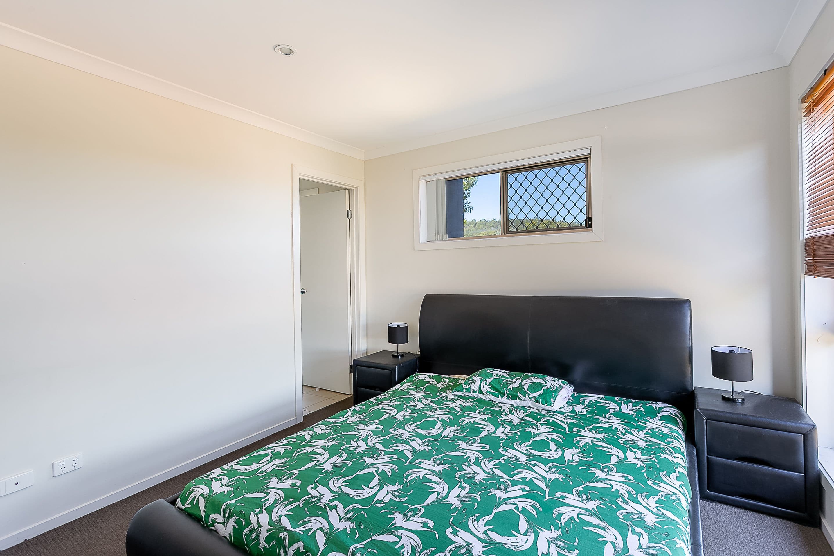 15 Huntley Crescent, Redbank Plains QLD 4301, Redbank Plains - Thumbnail 8