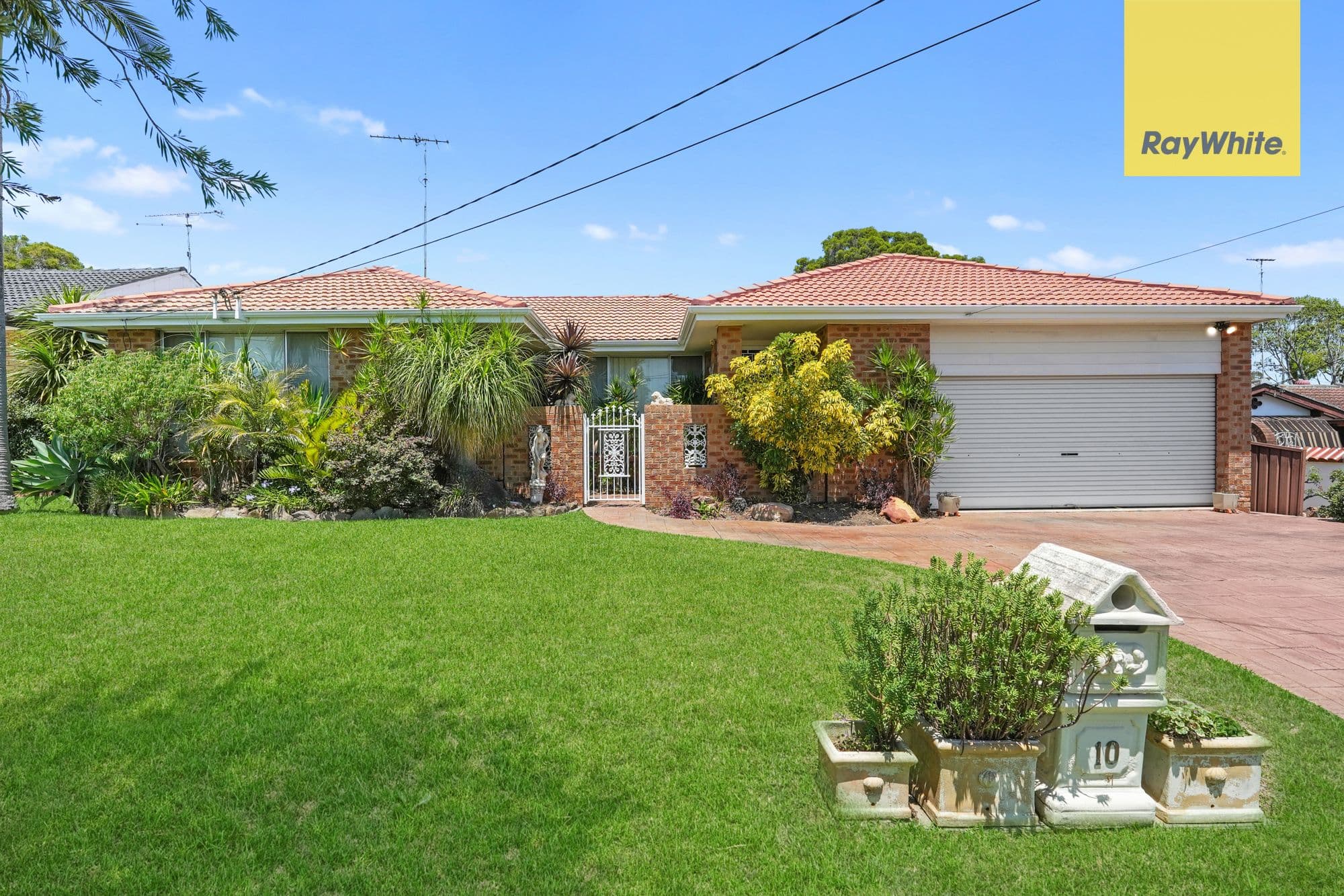10 Huddleston Street, Colyton NSW 2760, Colyton - Image 1
