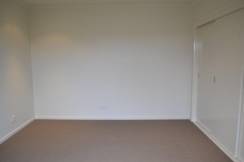 19 Larson Avenue, TARNEIT VIC 3029, Tarneit - Thumbnail 8