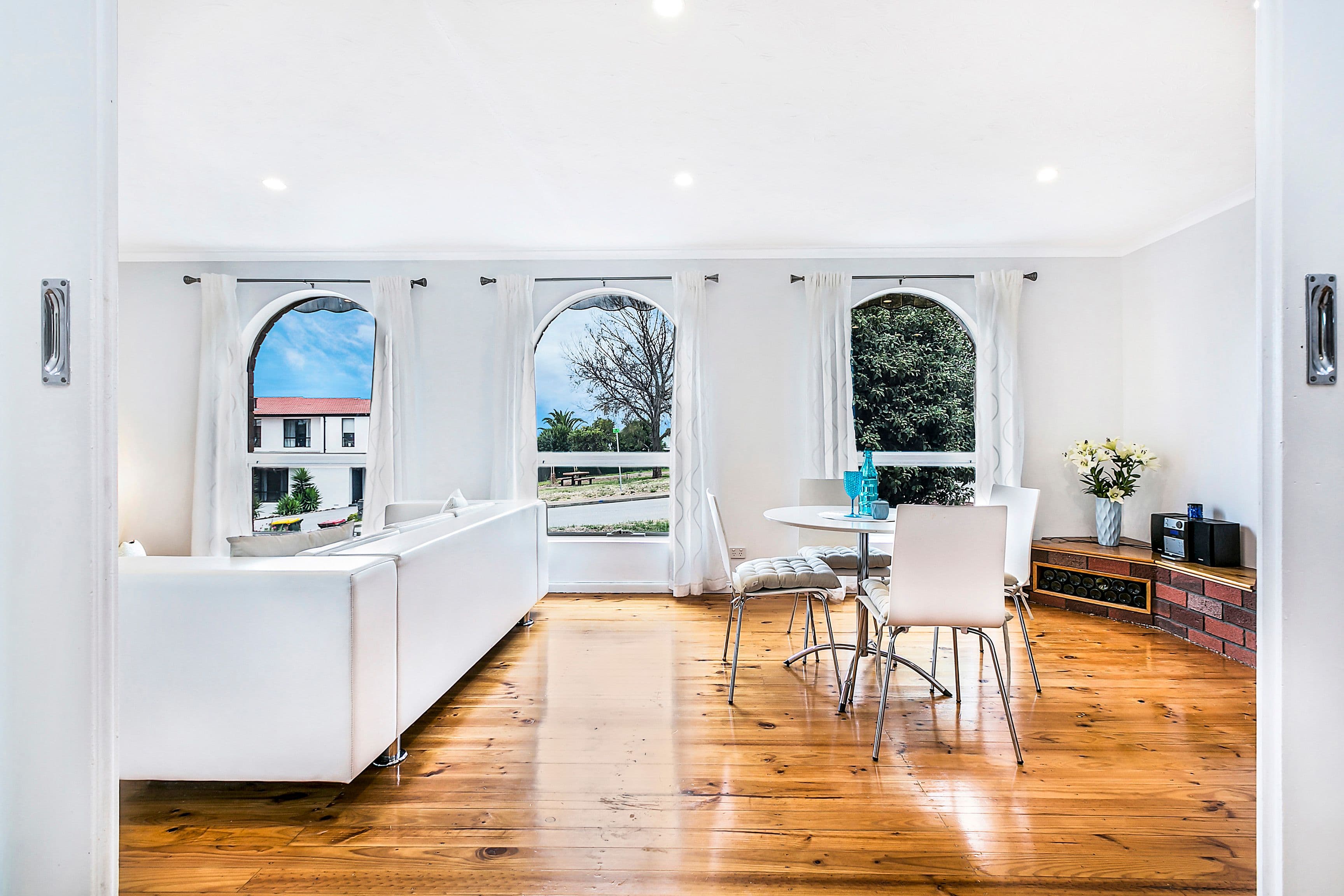 4 Resolute Crescent, Hallett Cove SA 5158, Hallett Cove - Thumbnail 3