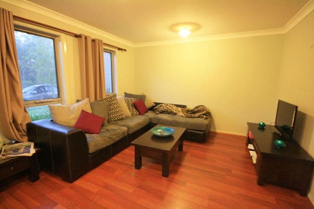 41 Hadlow Avenue, Glenfield NSW 2167, Glenfield - Thumbnail 3