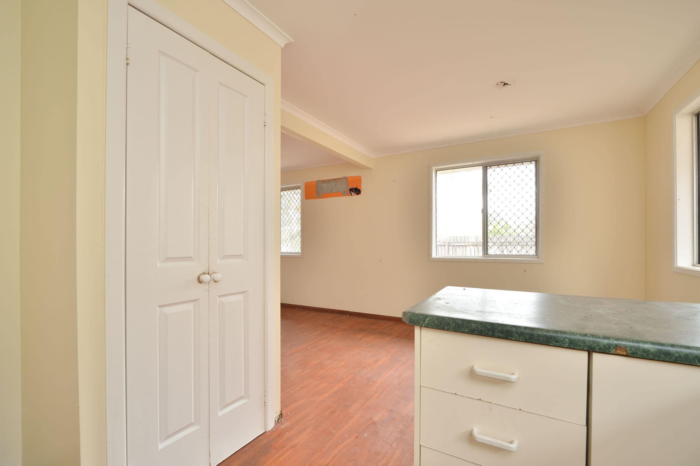 206 Sun Valley Road, Kin Kora QLD 4680, Kin Kora - Thumbnail 3