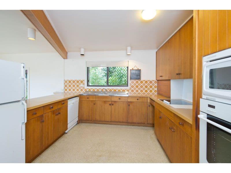6 Dyer Street, CHAPEL HILL QLD 4069, Chapel Hill - Thumbnail 3