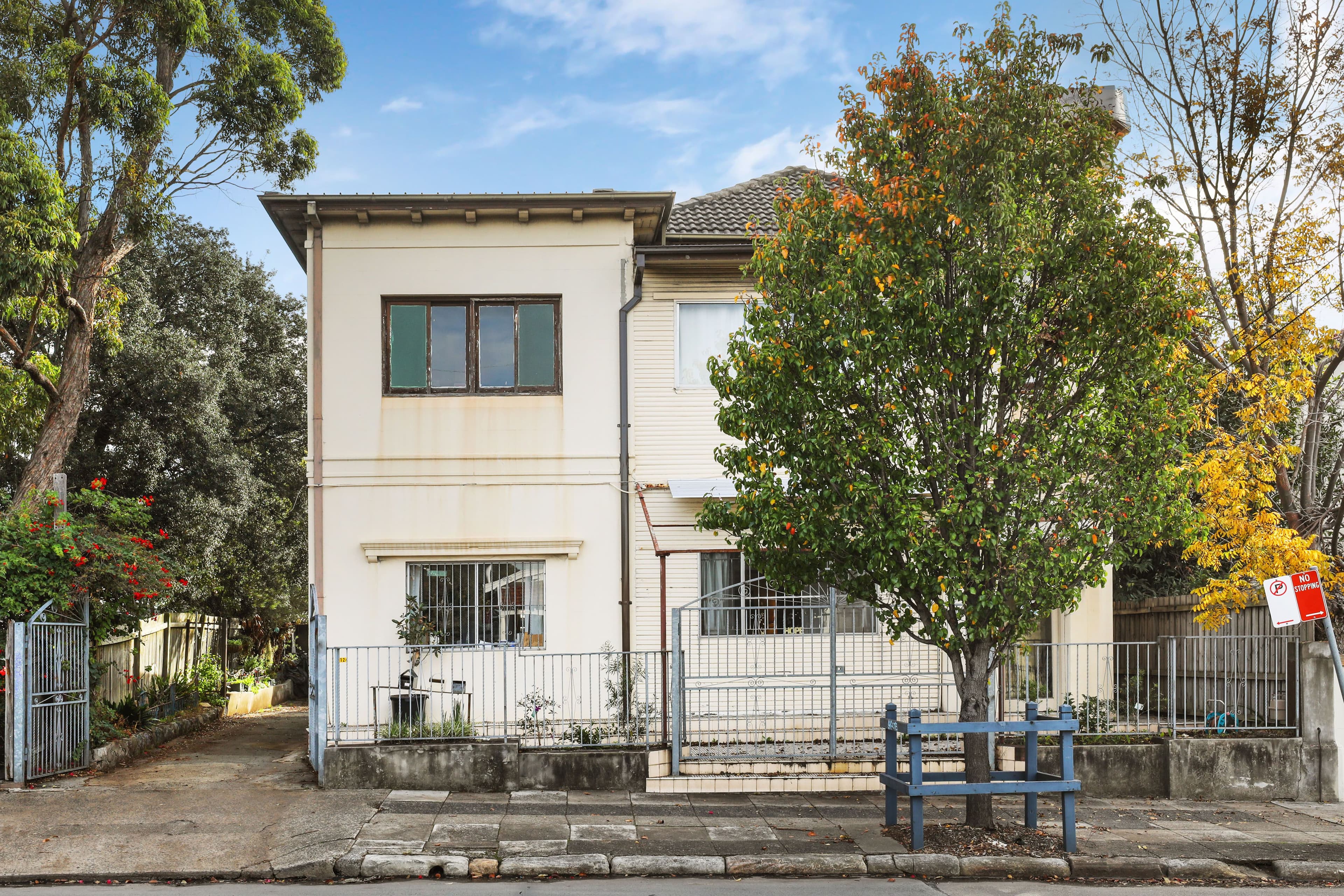 124 Crystal Street, Petersham - Thumbnail 2