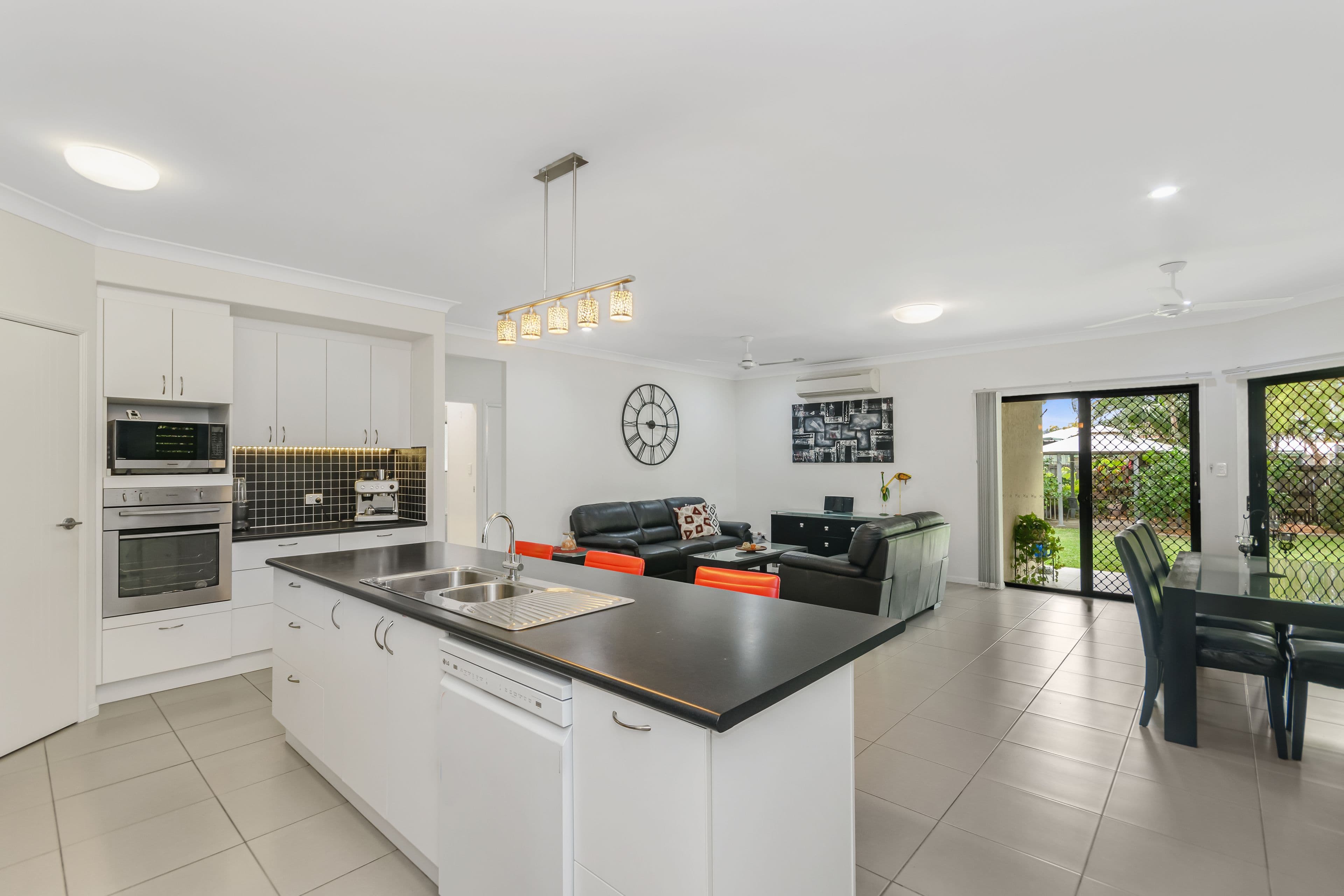 85 Palmerston Street, Currajong QLD 4812, Currajong - Thumbnail 3