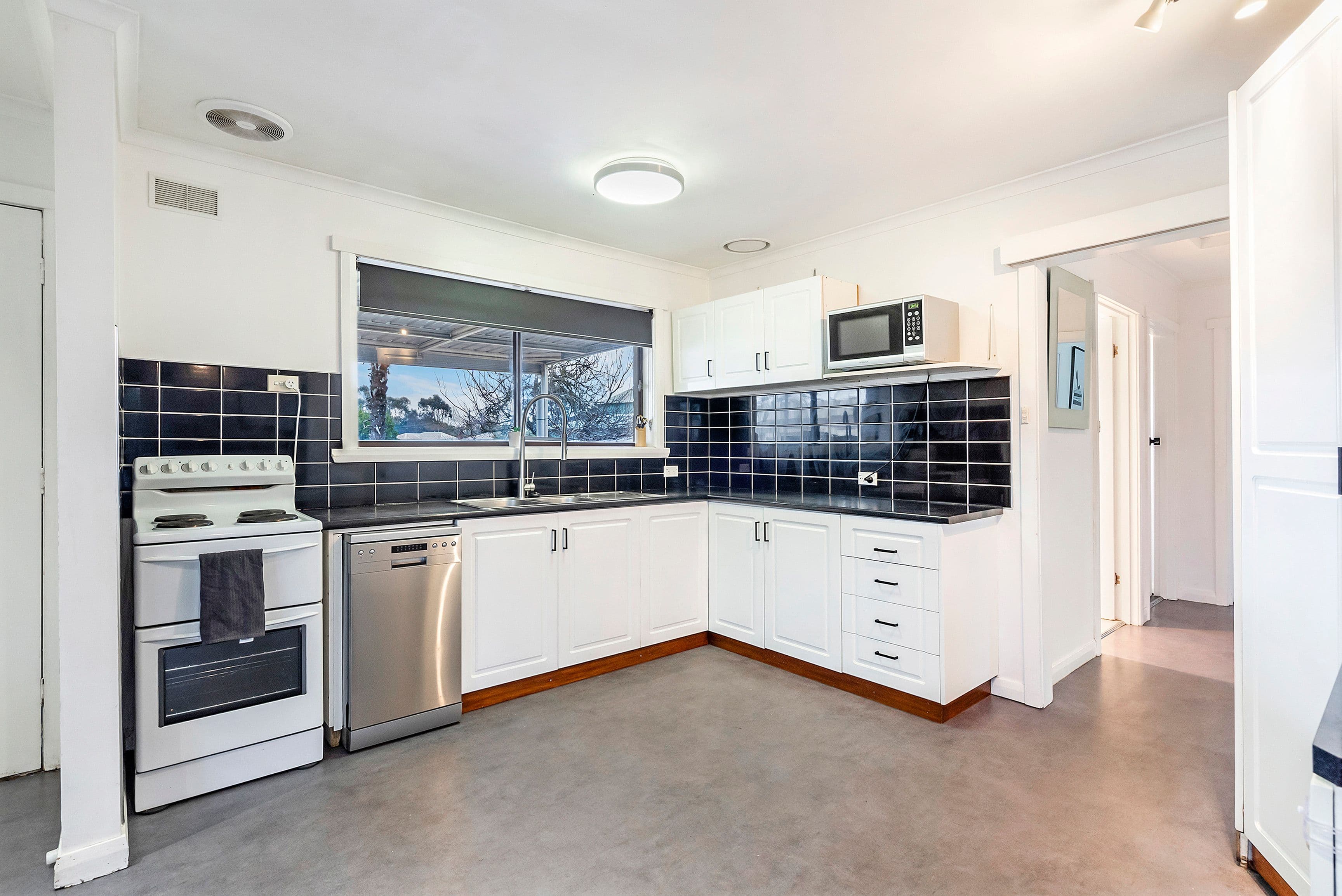 10 Macquarie Street, Evandale TAS 7212, Evandale - Thumbnail 4