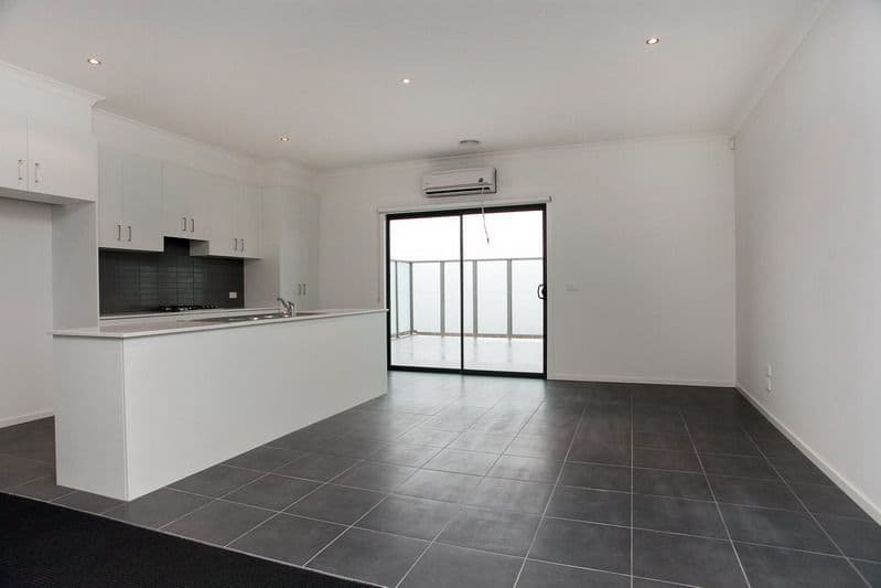 6 Maize Place, MERNDA VIC 3754, Mernda - Thumbnail 2