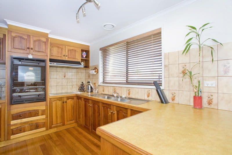 59 Kanooka Drive, CORIO VIC 3214, Corio - Thumbnail 3