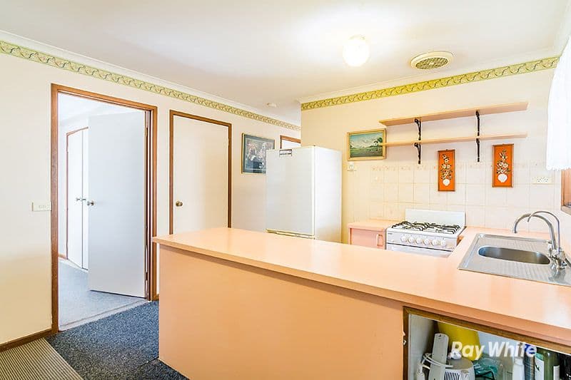 2 Marnie Drive, Cranbourne West VIC 3977, Cranbourne West - Thumbnail 7