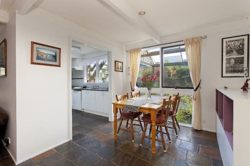 4 Vaucluse Court, WHEELERS HILL VIC 3150, Wheelers Hill - Thumbnail 7