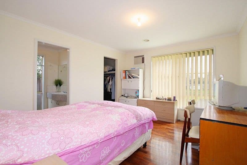 16 Ormond Road, CLAYTON VIC 3168, Clayton - Thumbnail 4