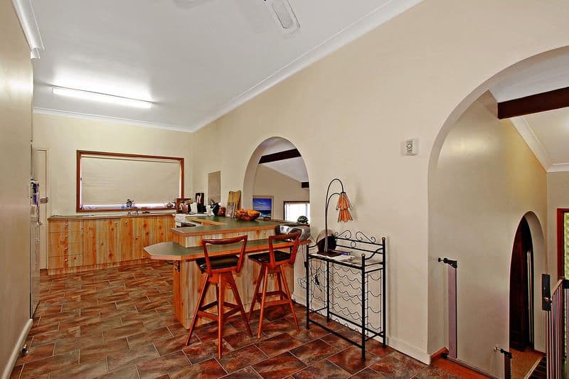 16 Corbett Avenue, THIRROUL NSW 2515, Thirroul - Thumbnail 5