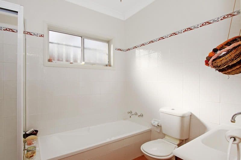 16 Corbett Avenue, THIRROUL NSW 2515, Thirroul - Thumbnail 8
