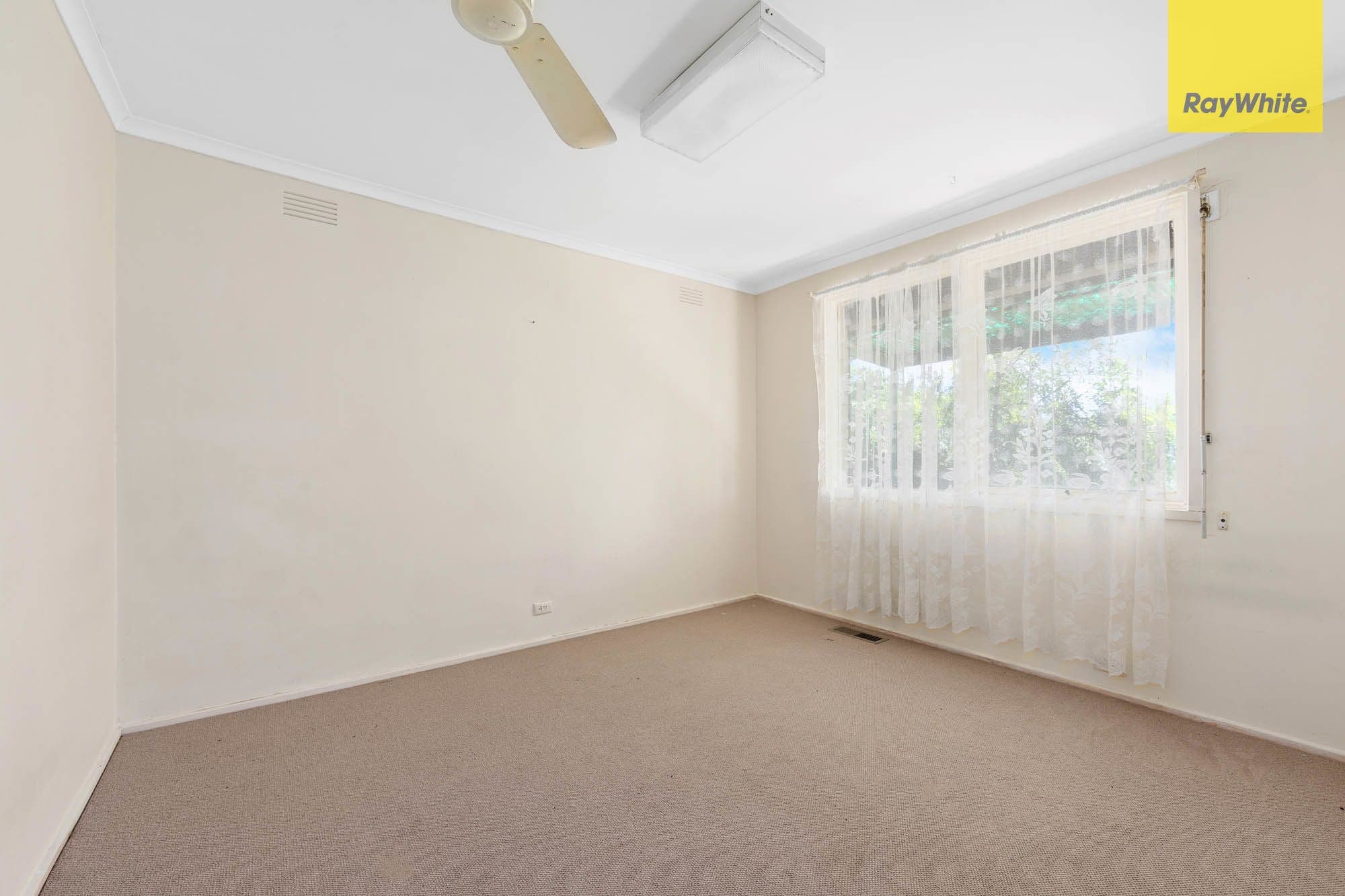 1 Mera Close, Deer Park VIC 3023, Deer Park - Thumbnail 6