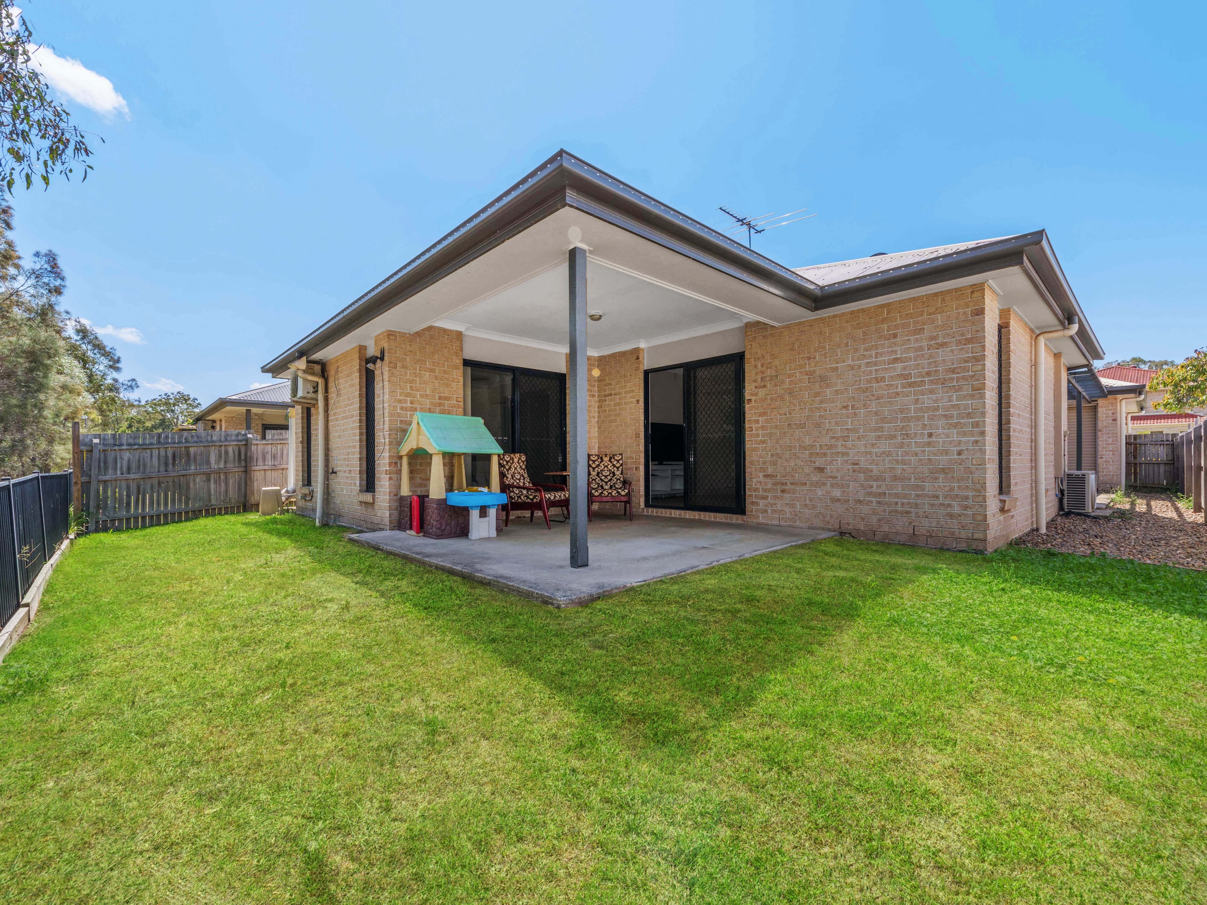 33 Highbridge Circuit, Carseldine QLD 4034, Carseldine - Thumbnail 4