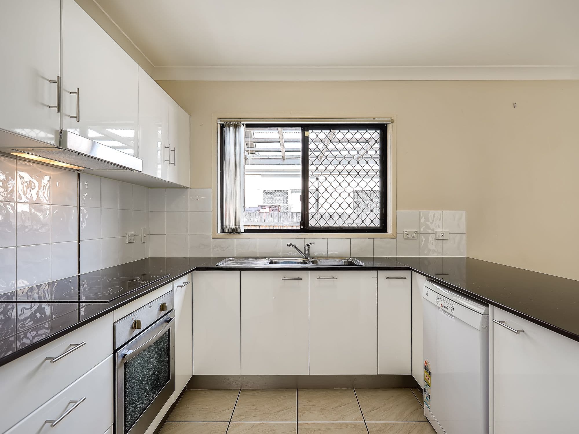 33 Highbridge Circuit, Carseldine QLD 4034, Carseldine - Thumbnail 5