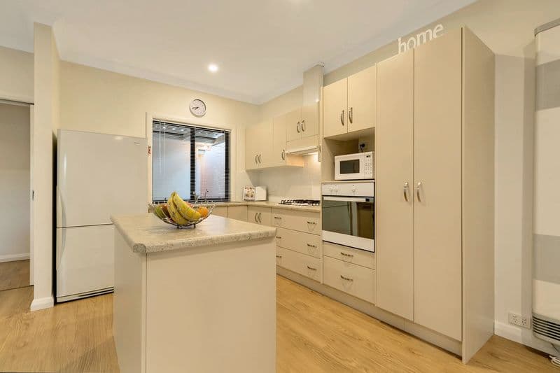 24 Belfast Street, Henley Beach SA 5022, Henley Beach - Thumbnail 2