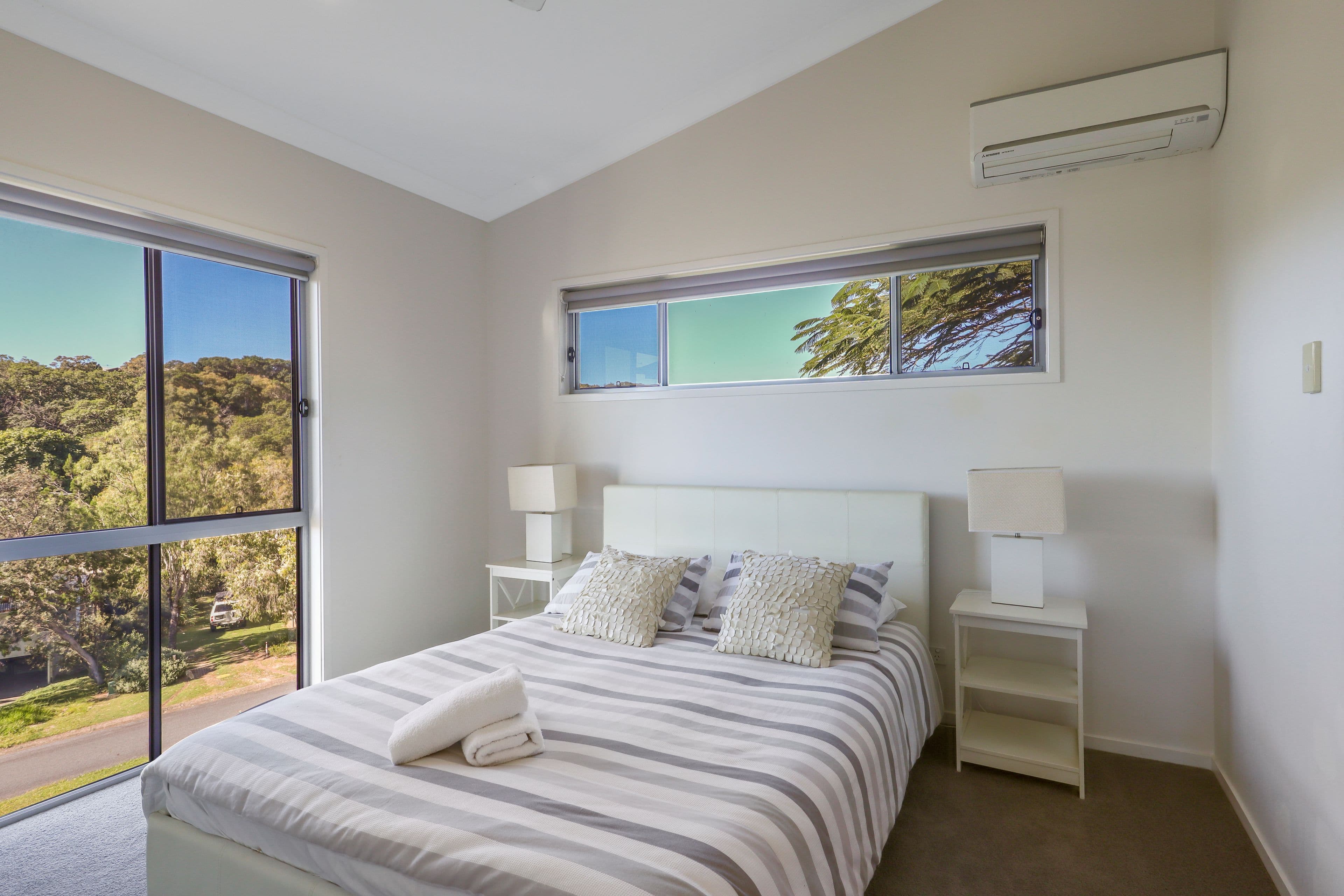 25 George Nothling Drive, Point Lookout QLD 4183, Point Lookout - Thumbnail 5